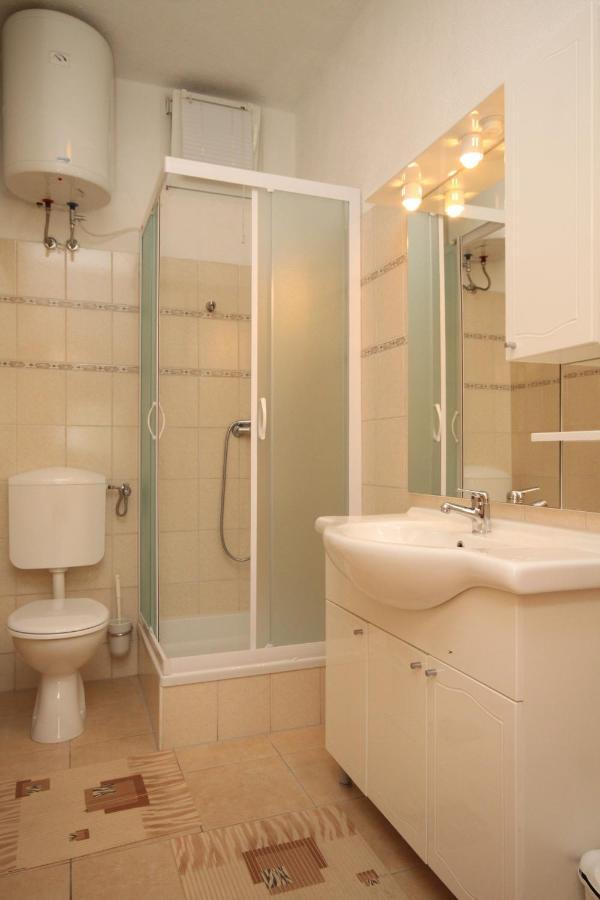 Apartments With A Parking Space Makarska - 6792 Екстериор снимка